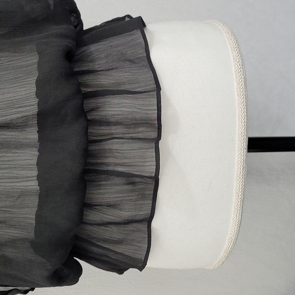 Mudd short sleeve semi sheer flower blouse - Picture 6 of 7